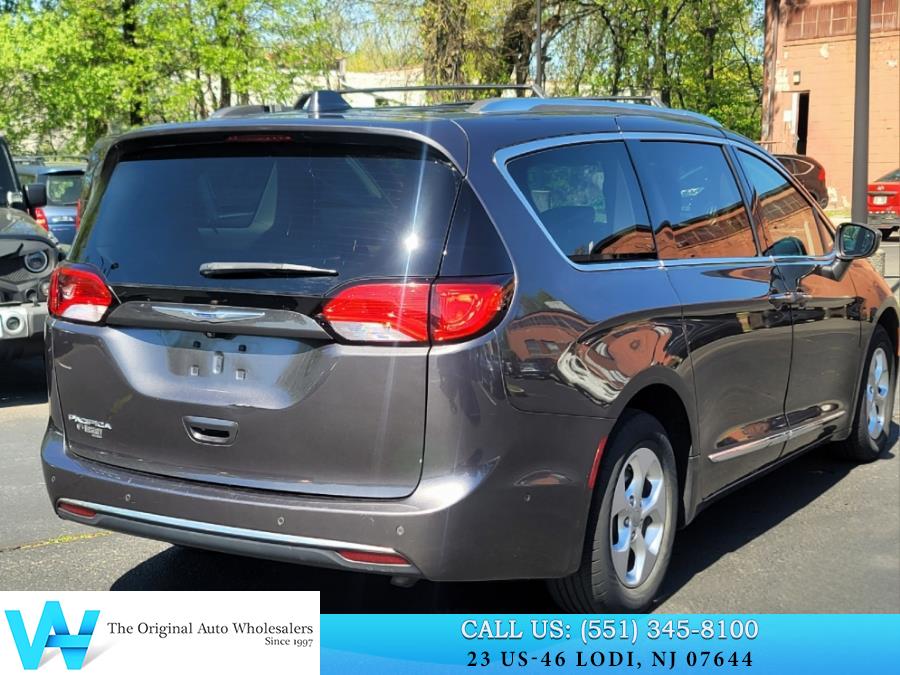 2017 Chrysler Pacifica Touring-L Plus FWD, available for sale in Lodi, New Jersey | AW Auto & Truck Wholesalers, Inc. Lodi, New Jersey 2017 Chrysler Pacifica Touring-L Plus FWD, available for sale in Lodi, New Jersey | AW Auto & Truck Wholesalers, Inc. Lodi, New Jersey