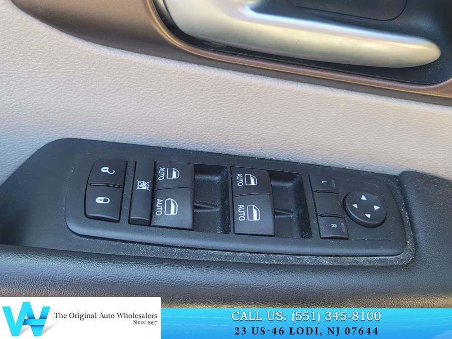 2017 Chrysler Pacifica Touring-L Plus FWD, available for sale in Lodi, New Jersey | AW Auto & Truck Wholesalers, Inc. Lodi, New Jersey 2017 Chrysler Pacifica Touring-L Plus FWD, available for sale in Lodi, New Jersey | AW Auto & Truck Wholesalers, Inc. Lodi, New Jersey