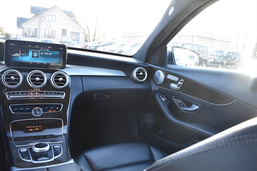 2019 Mercedes-benz C-class C300 4MATIC, available for sale in Patchogue, New York | 112 Auto Plaza. Patchogue, New York 2019 Mercedes-benz C-class C300 4MATIC, available for sale in Patchogue, New York | 112 Auto Plaza. Patchogue, New York