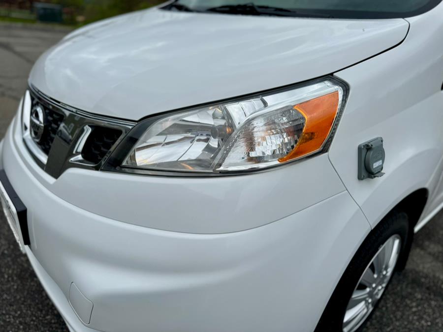 2020 Nissan NV200 Reefer Cargo I4 SV w THERMOKING V-220 MAX, available for sale in Paterson, New Jersey | Speedway Commercial Motors LLC. Paterson, New Jersey 2020 Nissan NV200 Reefer Cargo I4 SV w THERMOKING V-220 MAX, available for sale in Paterson, New Jersey | Speedway Commercial Motors LLC. Paterson, New Jersey