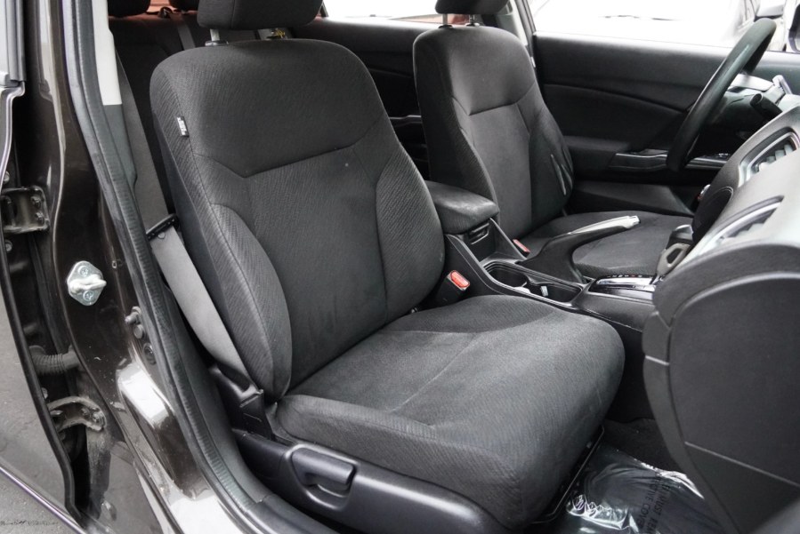2013 Honda Civic Sdn LX 4dr (ONE OWNER), available for sale in Riverside, California | Big Timin Motors LLC. Riverside, California 2013 Honda Civic Sdn LX 4dr (ONE OWNER), available for sale in Riverside, California | Big Timin Motors LLC. Riverside, California