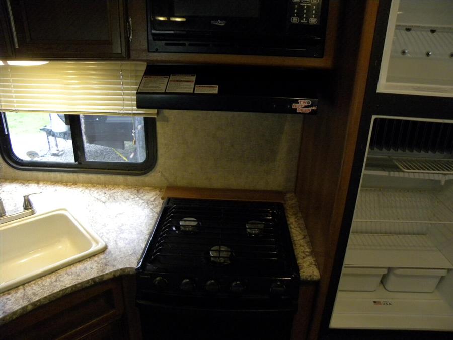 2018 Forest River Avenger 27 DBS, available for sale in Wolcott, New York | Auto Hunter CNY. Wolcott, New York 2018 Forest River Avenger 27 DBS, available for sale in Wolcott, New York | Auto Hunter CNY. Wolcott, New York