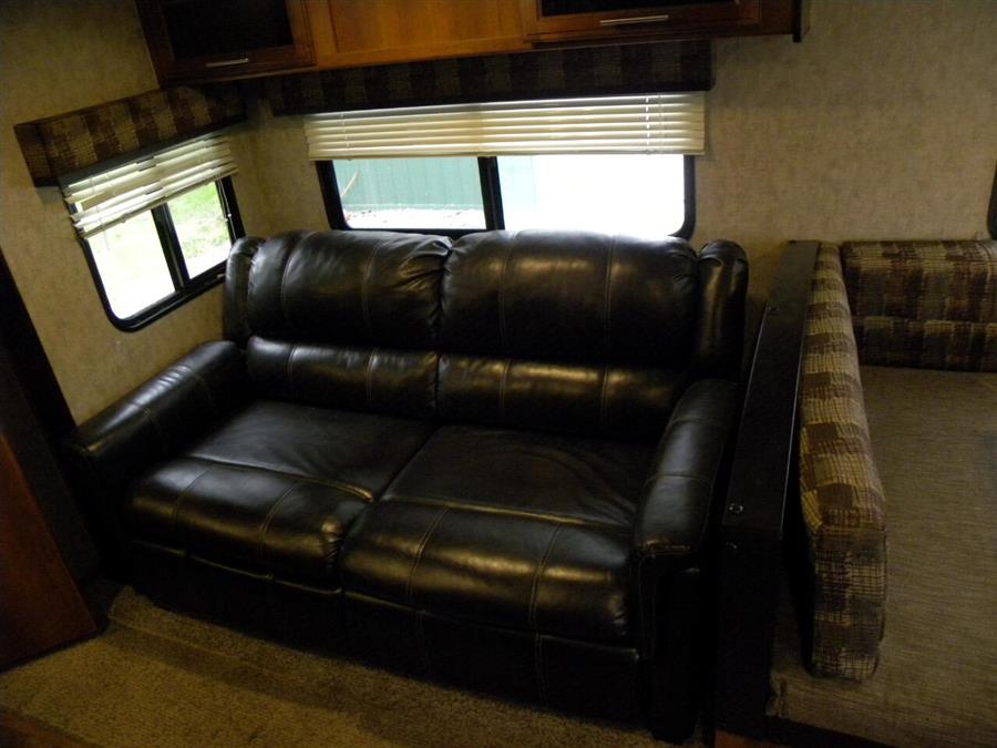 2018 Forest River Avenger 27 DBS, available for sale in Wolcott, New York | Auto Hunter CNY. Wolcott, New York 2018 Forest River Avenger 27 DBS, available for sale in Wolcott, New York | Auto Hunter CNY. Wolcott, New York