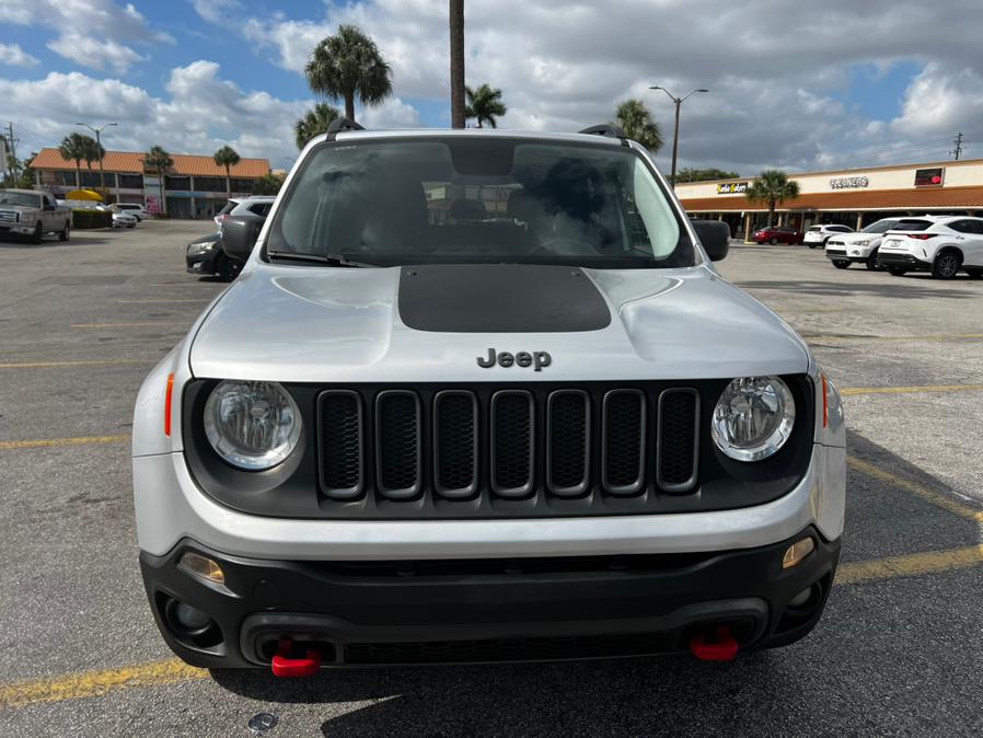 Used 2017 Jeep Renegade in Hialeah, Florida | The Palm Motors LLC. Hialeah, Florida