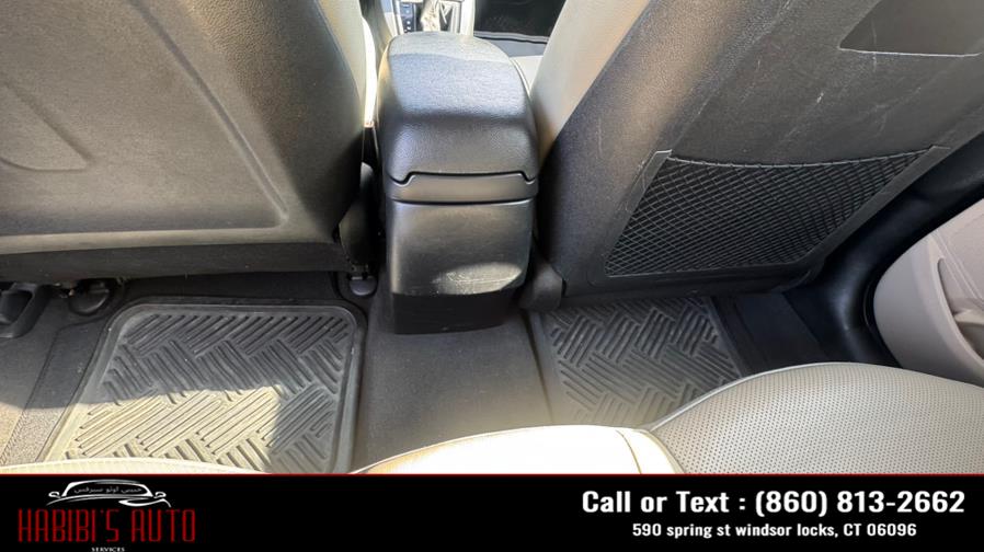 2014 Hyundai Elantra 4dr Sdn Auto SE (Alabama Plant), available for sale in Windsor Locks, Connecticut | Habibis Auto Sales. Windsor Locks, Connecticut 2014 Hyundai Elantra 4dr Sdn Auto SE (Alabama Plant), available for sale in Windsor Locks, Connecticut | Habibis Auto Sales. Windsor Locks, Connecticut