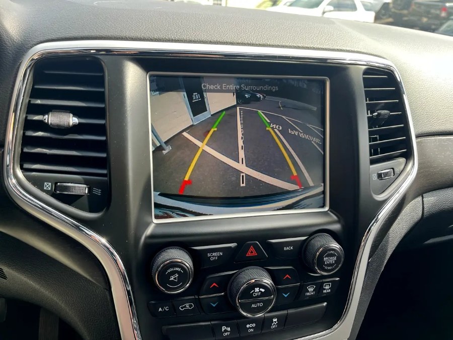 2015 Jeep Grand Cherokee 4WD 4dr Altitude, available for sale in Branford, Connecticut | J&E Auto Sales LLC. Branford, Connecticut 2015 Jeep Grand Cherokee 4WD 4dr Altitude, available for sale in Branford, Connecticut | J&E Auto Sales LLC. Branford, Connecticut