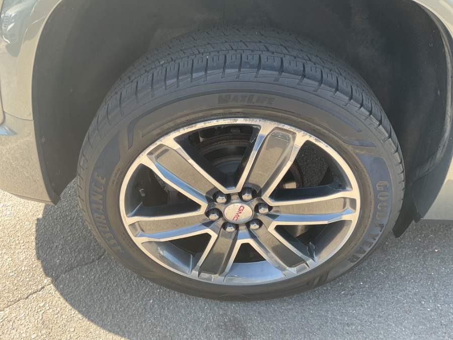 2018 GMC Acadia AWD 4dr Denali, available for sale in Waterbury, Connecticut | Jim Juliani Motors. Waterbury, Connecticut 2018 GMC Acadia AWD 4dr Denali, available for sale in Waterbury, Connecticut | Jim Juliani Motors. Waterbury, Connecticut