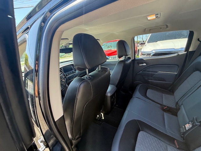 2018 Chevrolet Colorado 4WD Crew Cab 128.3" Z71, available for sale in Huntington Station, New York | Huntington Auto Mall. Huntington Station, New York 2018 Chevrolet Colorado 4WD Crew Cab 128.3" Z71, available for sale in Huntington Station, New York | Huntington Auto Mall. Huntington Station, New York