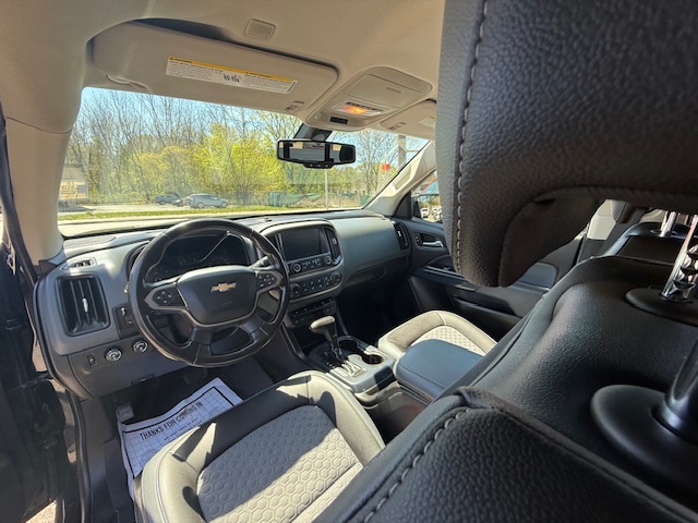 2018 Chevrolet Colorado 4WD Crew Cab 128.3" Z71, available for sale in Huntington Station, New York | Huntington Auto Mall. Huntington Station, New York 2018 Chevrolet Colorado 4WD Crew Cab 128.3" Z71, available for sale in Huntington Station, New York | Huntington Auto Mall. Huntington Station, New York