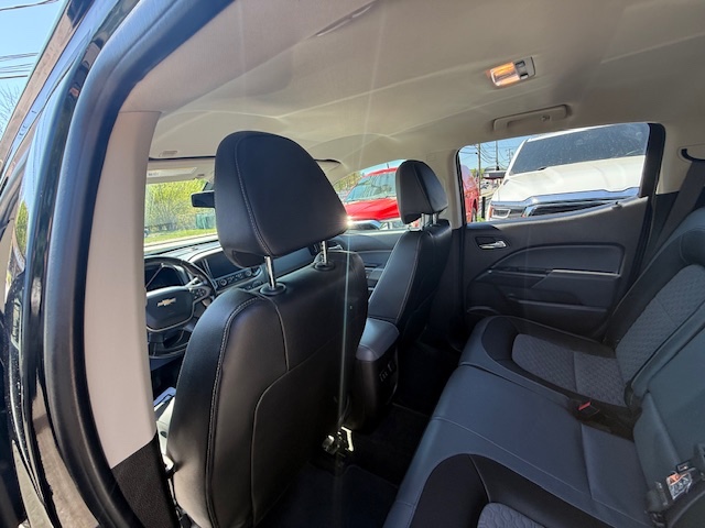 2018 Chevrolet Colorado 4WD Crew Cab 128.3" Z71, available for sale in Huntington Station, New York | Huntington Auto Mall. Huntington Station, New York 2018 Chevrolet Colorado 4WD Crew Cab 128.3" Z71, available for sale in Huntington Station, New York | Huntington Auto Mall. Huntington Station, New York