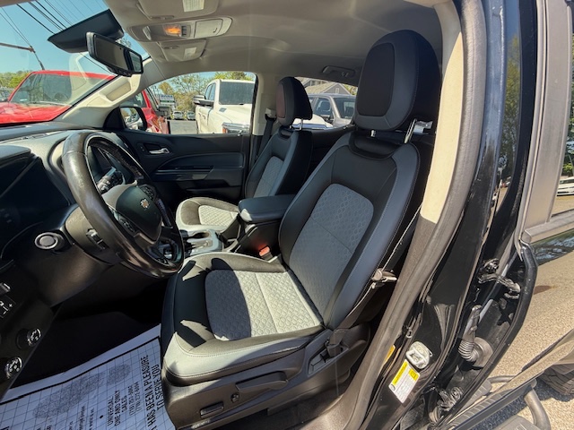 2018 Chevrolet Colorado 4WD Crew Cab 128.3" Z71, available for sale in Huntington Station, New York | Huntington Auto Mall. Huntington Station, New York 2018 Chevrolet Colorado 4WD Crew Cab 128.3" Z71, available for sale in Huntington Station, New York | Huntington Auto Mall. Huntington Station, New York