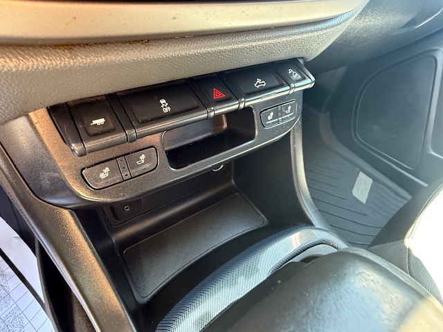 2018 Chevrolet Colorado 4WD Crew Cab 128.3" Z71, available for sale in Huntington Station, New York | Huntington Auto Mall. Huntington Station, New York 2018 Chevrolet Colorado 4WD Crew Cab 128.3" Z71, available for sale in Huntington Station, New York | Huntington Auto Mall. Huntington Station, New York