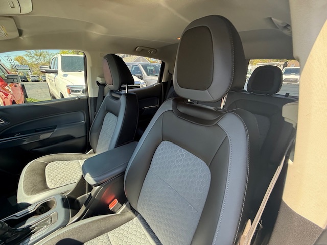 2018 Chevrolet Colorado 4WD Crew Cab 128.3" Z71, available for sale in Huntington Station, New York | Huntington Auto Mall. Huntington Station, New York 2018 Chevrolet Colorado 4WD Crew Cab 128.3" Z71, available for sale in Huntington Station, New York | Huntington Auto Mall. Huntington Station, New York