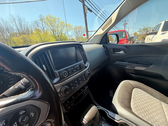 2018 Chevrolet Colorado 4WD Crew Cab 128.3" Z71, available for sale in Huntington Station, New York | Huntington Auto Mall. Huntington Station, New York 2018 Chevrolet Colorado 4WD Crew Cab 128.3" Z71, available for sale in Huntington Station, New York | Huntington Auto Mall. Huntington Station, New York
