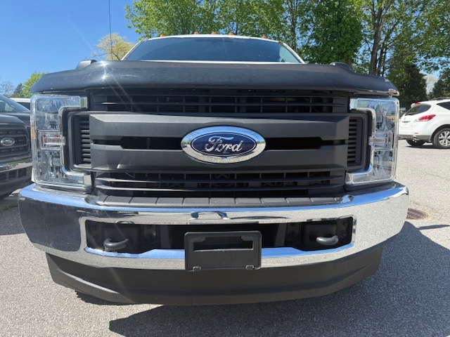 2017 Ford Super Duty F-350 SRW XL 4WD Reg Cab 8'' Box, available for sale in Huntington Station, New York | Huntington Auto Mall. Huntington Station, New York 2017 Ford Super Duty F-350 SRW XL 4WD Reg Cab 8'' Box, available for sale in Huntington Station, New York | Huntington Auto Mall. Huntington Station, New York