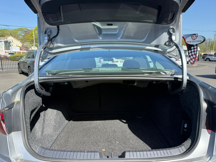 2020 Volkswagen Jetta 1.4T S, available for sale in Stratford, Connecticut | Wiz Leasing Inc. Stratford, Connecticut 2020 Volkswagen Jetta 1.4T S, available for sale in Stratford, Connecticut | Wiz Leasing Inc. Stratford, Connecticut