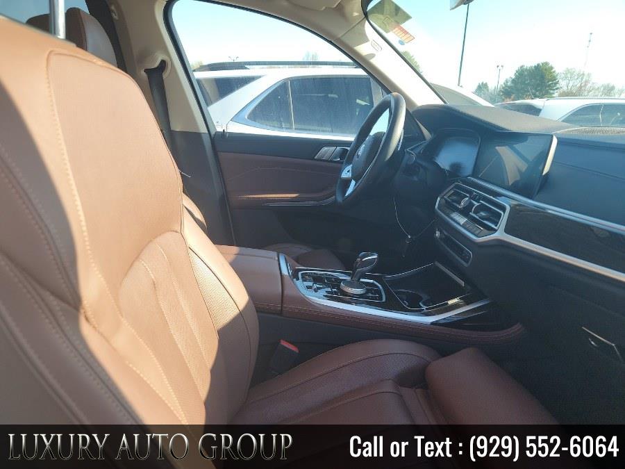 2021 BMW X7 xDrive40i Sports Activity Vehicle, available for sale in Bronx, New York | Luxury Auto Group. Bronx, New York 2021 BMW X7 xDrive40i Sports Activity Vehicle, available for sale in Bronx, New York | Luxury Auto Group. Bronx, New York