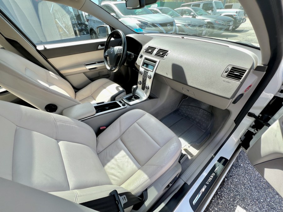 2011 Volvo V50 4dr Wgn w/Moonroof, available for sale in Manchester, New Hampshire | Second Street Auto Sales Inc. Manchester, New Hampshire 2011 Volvo V50 4dr Wgn w/Moonroof, available for sale in Manchester, New Hampshire | Second Street Auto Sales Inc. Manchester, New Hampshire