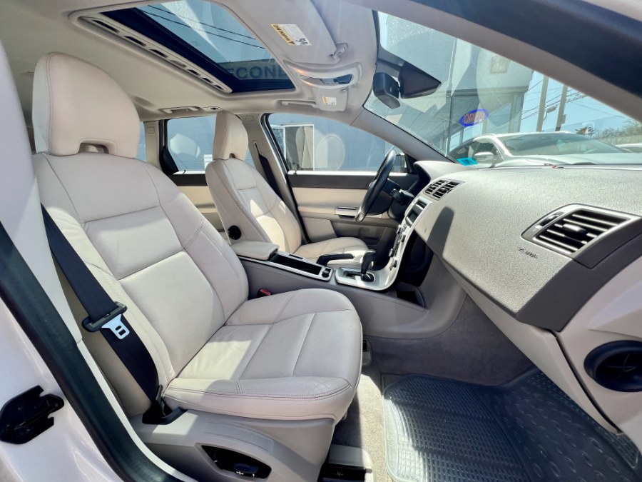 2011 Volvo V50 4dr Wgn w/Moonroof, available for sale in Manchester, New Hampshire | Second Street Auto Sales Inc. Manchester, New Hampshire 2011 Volvo V50 4dr Wgn w/Moonroof, available for sale in Manchester, New Hampshire | Second Street Auto Sales Inc. Manchester, New Hampshire