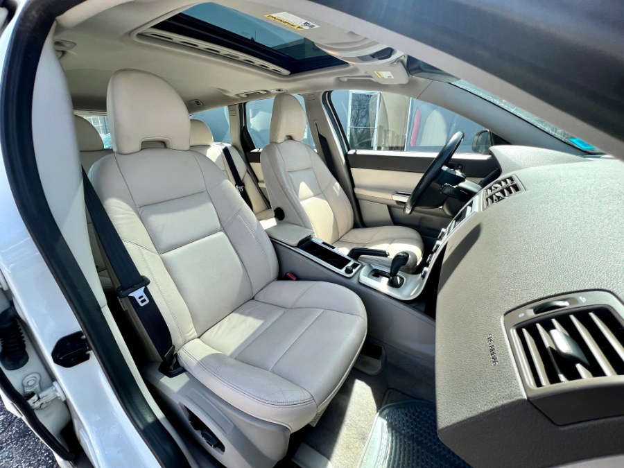 2011 Volvo V50 4dr Wgn w/Moonroof, available for sale in Manchester, New Hampshire | Second Street Auto Sales Inc. Manchester, New Hampshire 2011 Volvo V50 4dr Wgn w/Moonroof, available for sale in Manchester, New Hampshire | Second Street Auto Sales Inc. Manchester, New Hampshire