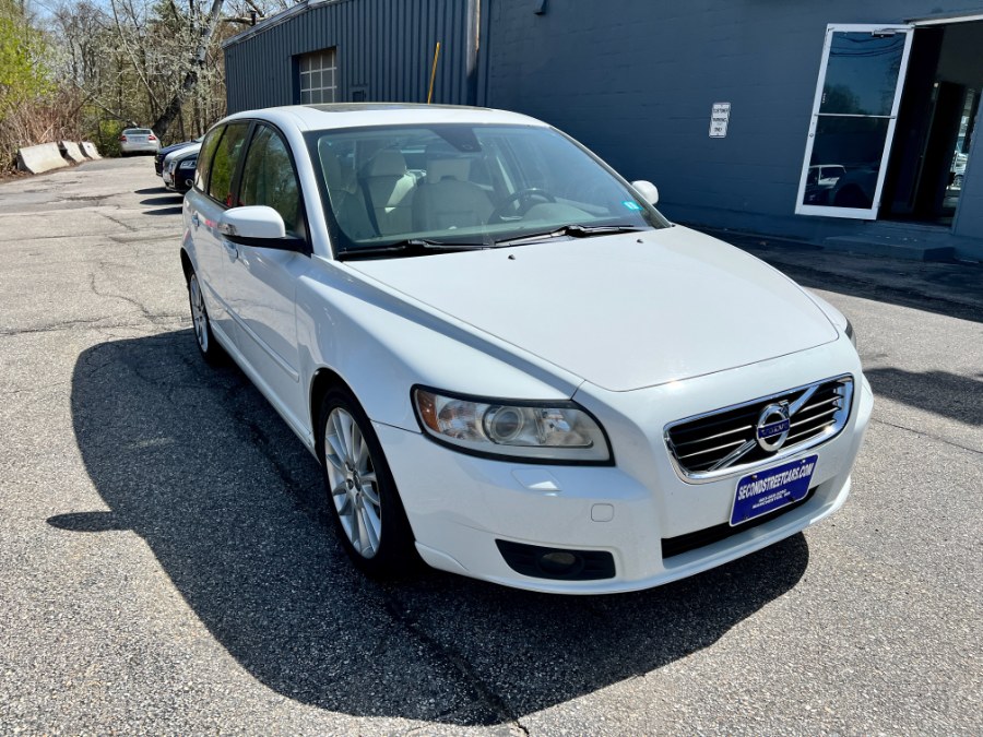 2011 Volvo V50 4dr Wgn w/Moonroof, available for sale in Manchester, New Hampshire | Second Street Auto Sales Inc. Manchester, New Hampshire 2011 Volvo V50 4dr Wgn w/Moonroof, available for sale in Manchester, New Hampshire | Second Street Auto Sales Inc. Manchester, New Hampshire
