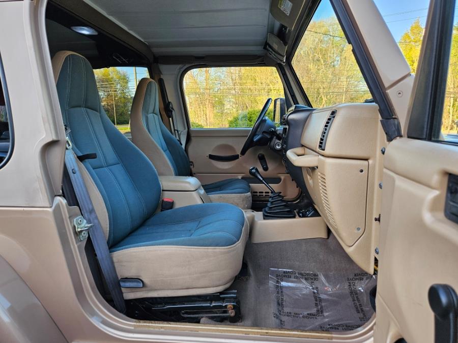 1999 Jeep Wrangler 2dr Sahara Manual W/Hard Top Cold A/C, available for sale in East Windsor, Connecticut | Toro Auto. East Windsor, Connecticut 1999 Jeep Wrangler 2dr Sahara Manual W/Hard Top Cold A/C, available for sale in East Windsor, Connecticut | Toro Auto. East Windsor, Connecticut