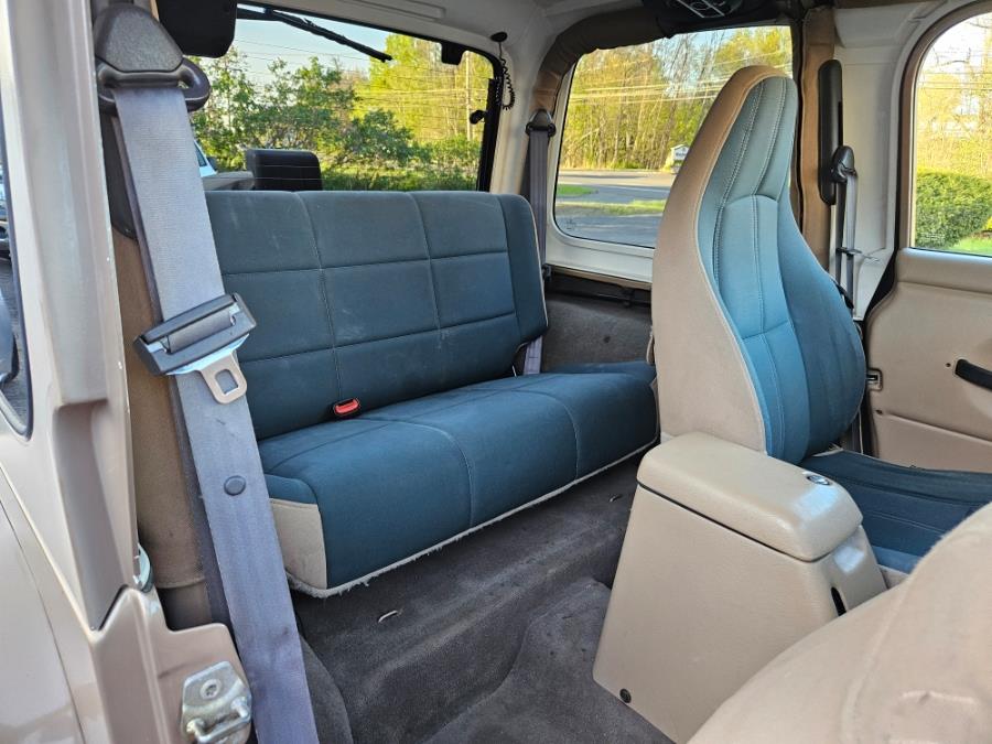 1999 Jeep Wrangler 2dr Sahara Manual W/Hard Top Cold A/C, available for sale in East Windsor, Connecticut | Toro Auto. East Windsor, Connecticut 1999 Jeep Wrangler 2dr Sahara Manual W/Hard Top Cold A/C, available for sale in East Windsor, Connecticut | Toro Auto. East Windsor, Connecticut