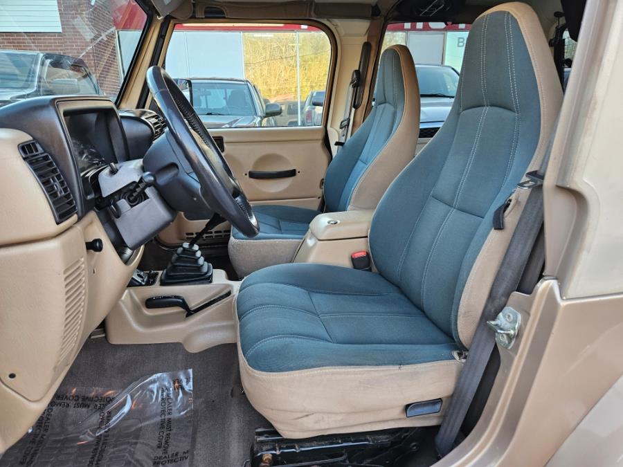1999 Jeep Wrangler 2dr Sahara Manual W/Hard Top Cold A/C, available for sale in East Windsor, Connecticut | Toro Auto. East Windsor, Connecticut 1999 Jeep Wrangler 2dr Sahara Manual W/Hard Top Cold A/C, available for sale in East Windsor, Connecticut | Toro Auto. East Windsor, Connecticut