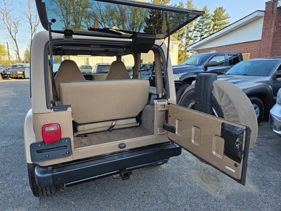 1999 Jeep Wrangler 2dr Sahara Manual W/Hard Top Cold A/C, available for sale in East Windsor, Connecticut | Toro Auto. East Windsor, Connecticut 1999 Jeep Wrangler 2dr Sahara Manual W/Hard Top Cold A/C, available for sale in East Windsor, Connecticut | Toro Auto. East Windsor, Connecticut