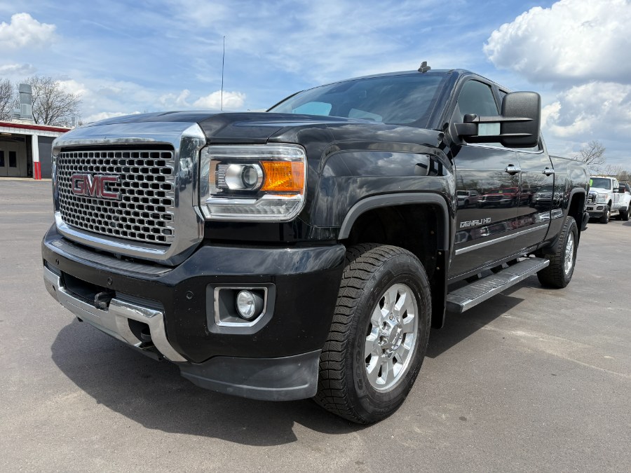 Used 2015 GMC Sierra 2500HD in Ortonville, Michigan | Marsh Auto Sales LLC. Ortonville, Michigan