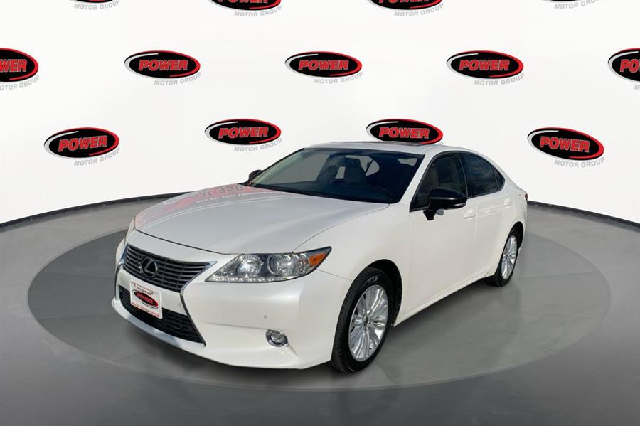 Used 2014 Lexus ES 350 in Lindenhurst, New York | Power Motor Group. Lindenhurst, New York