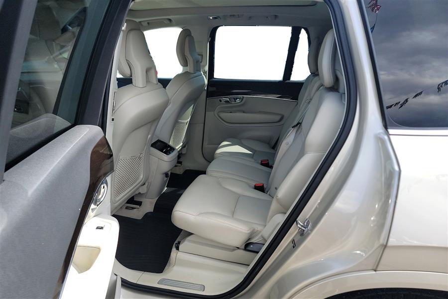 2016 Volvo XC90 AWD 4dr T6 Momentum, available for sale in Lindenhurst, New York | Power Motor Group. Lindenhurst, New York 2016 Volvo XC90 AWD 4dr T6 Momentum, available for sale in Lindenhurst, New York | Power Motor Group. Lindenhurst, New York