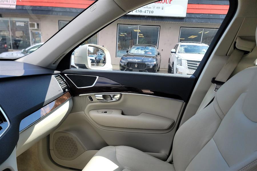 2016 Volvo XC90 AWD 4dr T6 Momentum, available for sale in Lindenhurst, New York | Power Motor Group. Lindenhurst, New York 2016 Volvo XC90 AWD 4dr T6 Momentum, available for sale in Lindenhurst, New York | Power Motor Group. Lindenhurst, New York