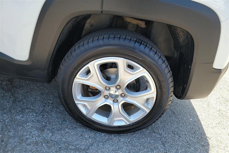 2017 Jeep Renegade Limited 4x4, available for sale in Lindenhurst, New York | Power Motor Group. Lindenhurst, New York 2017 Jeep Renegade Limited 4x4, available for sale in Lindenhurst, New York | Power Motor Group. Lindenhurst, New York