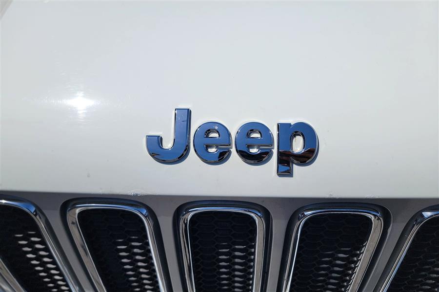 2017 Jeep Renegade Limited 4x4, available for sale in Lindenhurst, New York | Power Motor Group. Lindenhurst, New York 2017 Jeep Renegade Limited 4x4, available for sale in Lindenhurst, New York | Power Motor Group. Lindenhurst, New York