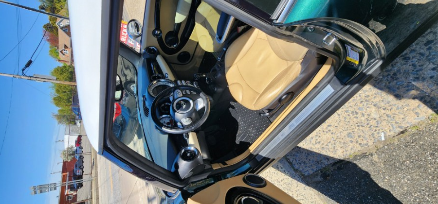 2007 MINI Cooper Hardtop 2dr Cpe, available for sale in Baldwin, New York | Carmoney Auto Sales. Baldwin, New York 2007 MINI Cooper Hardtop 2dr Cpe, available for sale in Baldwin, New York | Carmoney Auto Sales. Baldwin, New York