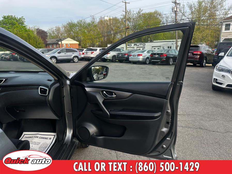 2015 Nissan Rogue AWD 4dr SV, available for sale in Bristol, Connecticut | Quick Auto LLC. Bristol, Connecticut 2015 Nissan Rogue AWD 4dr SV, available for sale in Bristol, Connecticut | Quick Auto LLC. Bristol, Connecticut
