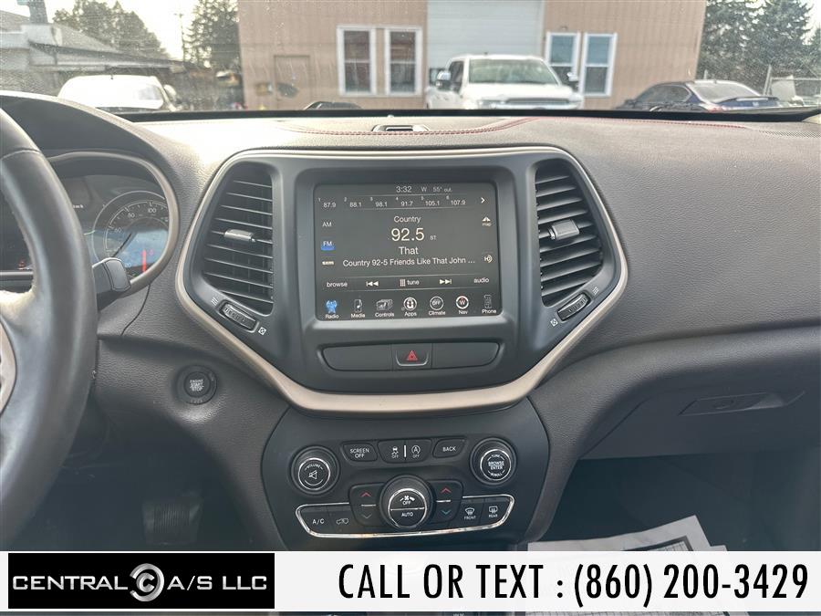 2017 Jeep Cherokee Trailhawk L Plus 4x4, available for sale in East Windsor, Connecticut | Central A/S LLC. East Windsor, Connecticut 2017 Jeep Cherokee Trailhawk L Plus 4x4, available for sale in East Windsor, Connecticut | Central A/S LLC. East Windsor, Connecticut