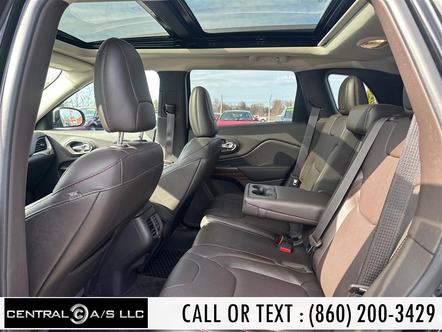 2017 Jeep Cherokee Trailhawk L Plus 4x4, available for sale in East Windsor, Connecticut | Central A/S LLC. East Windsor, Connecticut 2017 Jeep Cherokee Trailhawk L Plus 4x4, available for sale in East Windsor, Connecticut | Central A/S LLC. East Windsor, Connecticut