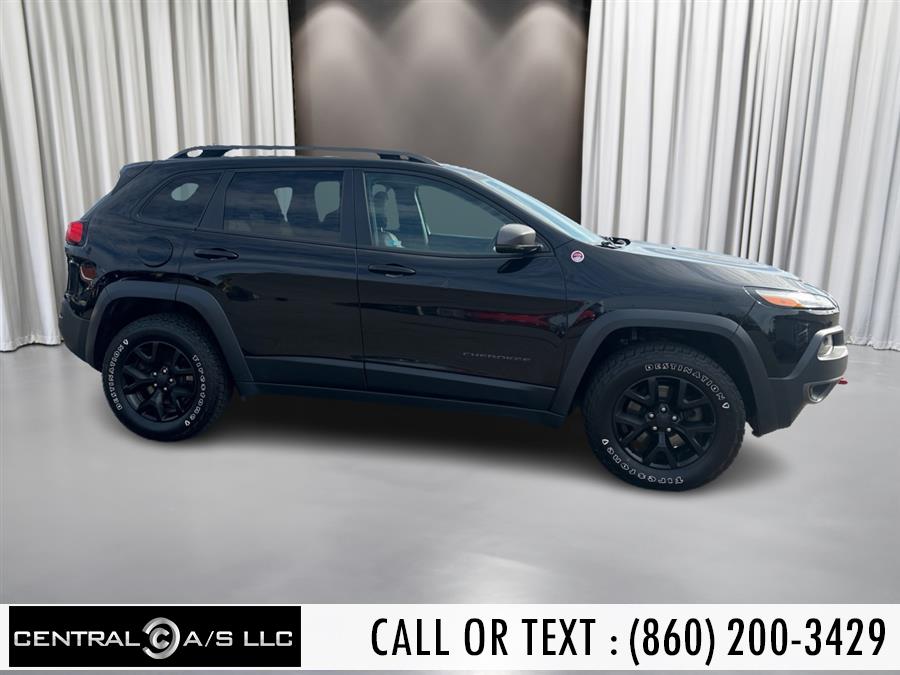 2017 Jeep Cherokee Trailhawk L Plus 4x4, available for sale in East Windsor, Connecticut | Central A/S LLC. East Windsor, Connecticut 2017 Jeep Cherokee Trailhawk L Plus 4x4, available for sale in East Windsor, Connecticut | Central A/S LLC. East Windsor, Connecticut