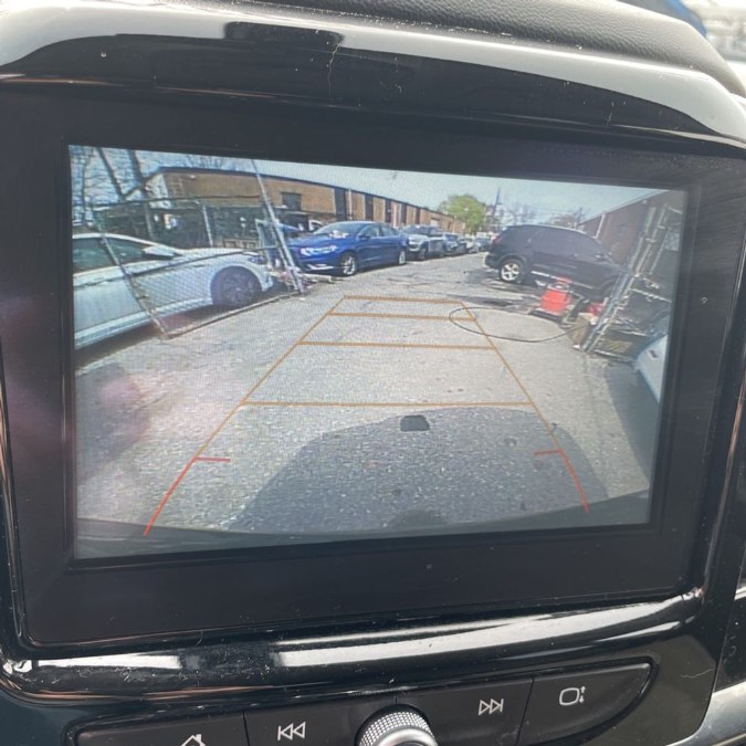 2018 Chevrolet Traverse AWD 4dr LT Cloth w/1LT, available for sale in Hicksville, New York | REGAL AUTOHAUS. Hicksville, New York 2018 Chevrolet Traverse AWD 4dr LT Cloth w/1LT, available for sale in Hicksville, New York | REGAL AUTOHAUS. Hicksville, New York