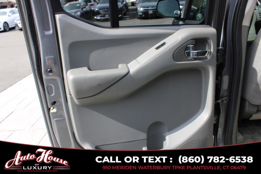 2017 Nissan Frontier Crew Cab 4x4 SV V6 Auto *Ltd Avail*, available for sale in Plantsville, Connecticut | Auto House of Luxury. Plantsville, Connecticut 2017 Nissan Frontier Crew Cab 4x4 SV V6 Auto *Ltd Avail*, available for sale in Plantsville, Connecticut | Auto House of Luxury. Plantsville, Connecticut