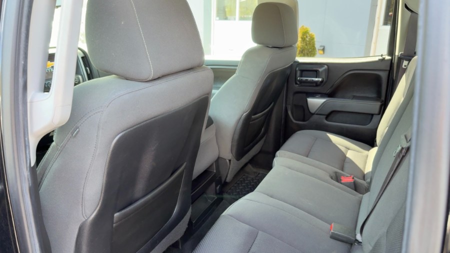 2015 Chevrolet Silverado 1500 4WD Double Cab 143.5" LT w/1LT, available for sale in Waterbury, Connecticut | West End Automotive Center. Waterbury, Connecticut 2015 Chevrolet Silverado 1500 4WD Double Cab 143.5" LT w/1LT, available for sale in Waterbury, Connecticut | West End Automotive Center. Waterbury, Connecticut