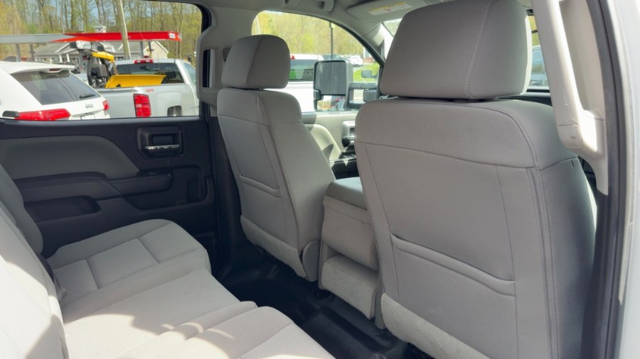 2017 Chevrolet Silverado 3500HD 4WD Crew Cab 171.5" WB, 59.06" CA WT, available for sale in Waterbury, Connecticut | West End Automotive Center. Waterbury, Connecticut 2017 Chevrolet Silverado 3500HD 4WD Crew Cab 171.5" WB, 59.06" CA WT, available for sale in Waterbury, Connecticut | West End Automotive Center. Waterbury, Connecticut