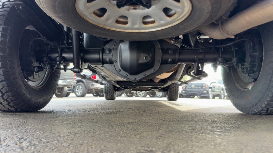 2017 Chevrolet Silverado 3500HD 4WD Crew Cab 171.5" WB, 59.06" CA WT, available for sale in Waterbury, Connecticut | West End Automotive Center. Waterbury, Connecticut 2017 Chevrolet Silverado 3500HD 4WD Crew Cab 171.5" WB, 59.06" CA WT, available for sale in Waterbury, Connecticut | West End Automotive Center. Waterbury, Connecticut