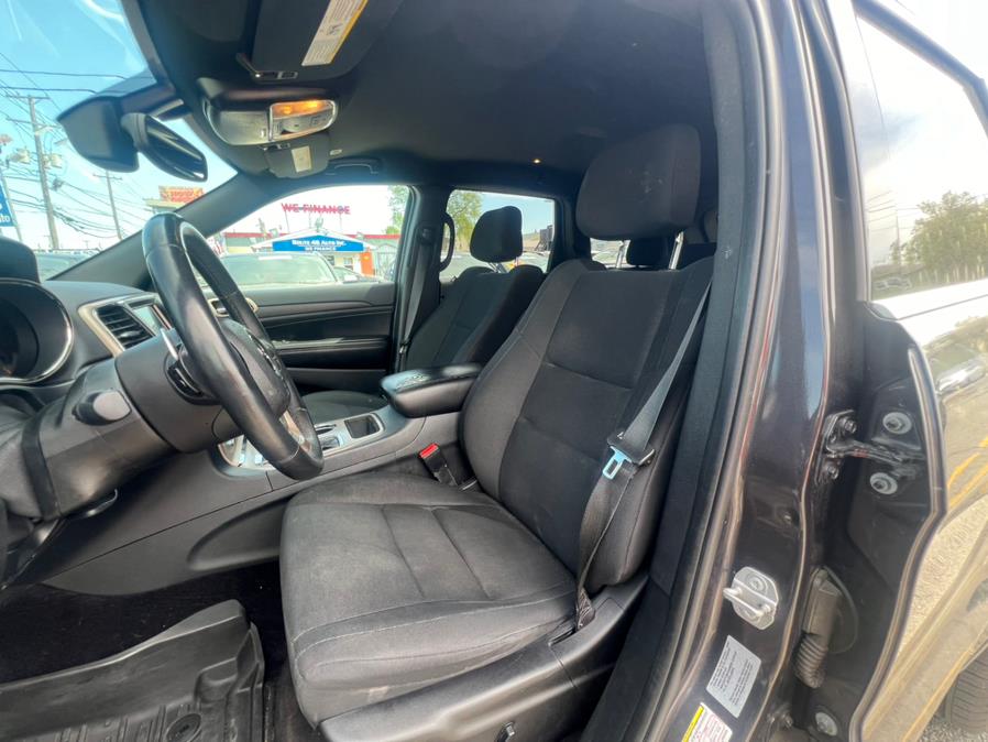 2017 Jeep Grand Cherokee Altitude 4x4, available for sale in Lodi, New Jersey | Route 46 Auto Sales Inc. Lodi, New Jersey 2017 Jeep Grand Cherokee Altitude 4x4, available for sale in Lodi, New Jersey | Route 46 Auto Sales Inc. Lodi, New Jersey