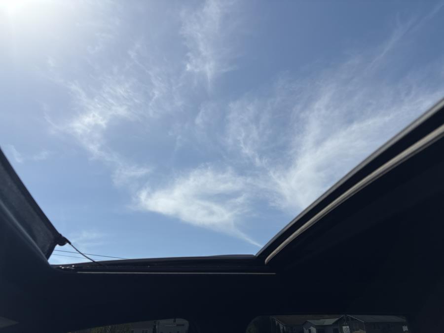 2015 Jeep Grand Cherokee 4WD 4dr Limited, available for sale in Old Saybrook, Connecticut | Saybrook Auto Barn. Old Saybrook, Connecticut 2015 Jeep Grand Cherokee 4WD 4dr Limited, available for sale in Old Saybrook, Connecticut | Saybrook Auto Barn. Old Saybrook, Connecticut
