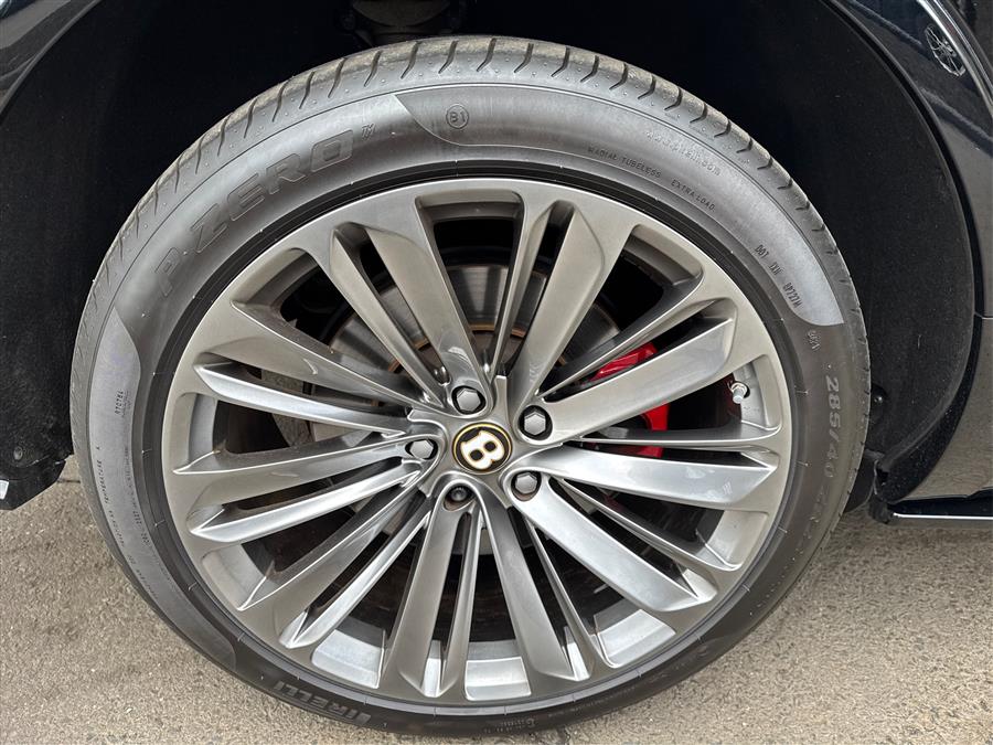 2020 Bentley Bentayga Speed AWD, available for sale in Canton, Connecticut | Lava Motors. Canton, Connecticut 2020 Bentley Bentayga Speed AWD, available for sale in Canton, Connecticut | Lava Motors. Canton, Connecticut