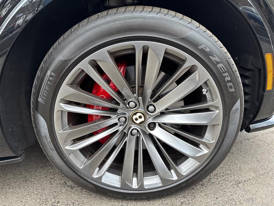 2020 Bentley Bentayga Speed AWD, available for sale in Canton, Connecticut | Lava Motors. Canton, Connecticut 2020 Bentley Bentayga Speed AWD, available for sale in Canton, Connecticut | Lava Motors. Canton, Connecticut