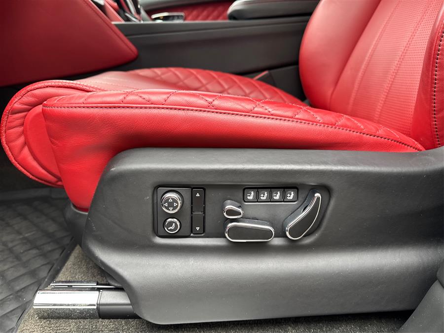 2020 Bentley Bentayga Speed AWD, available for sale in Canton, Connecticut | Lava Motors. Canton, Connecticut 2020 Bentley Bentayga Speed AWD, available for sale in Canton, Connecticut | Lava Motors. Canton, Connecticut